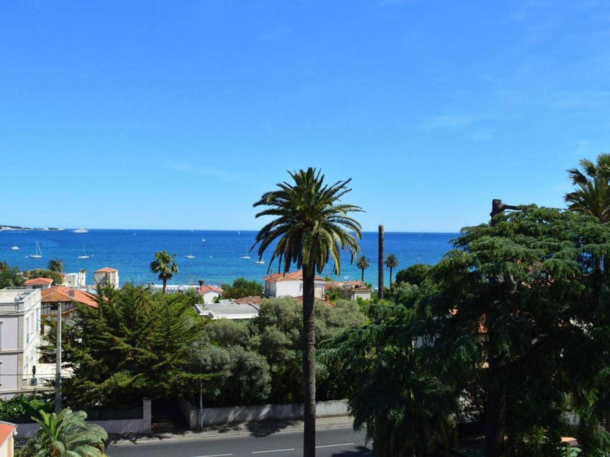 Studio Agreable Avec Loggia, Garage Et Plage A Proximite - 2 Couchages, Golfe-Juan - Fr-1-252-62 ภายนอก รูปภาพ