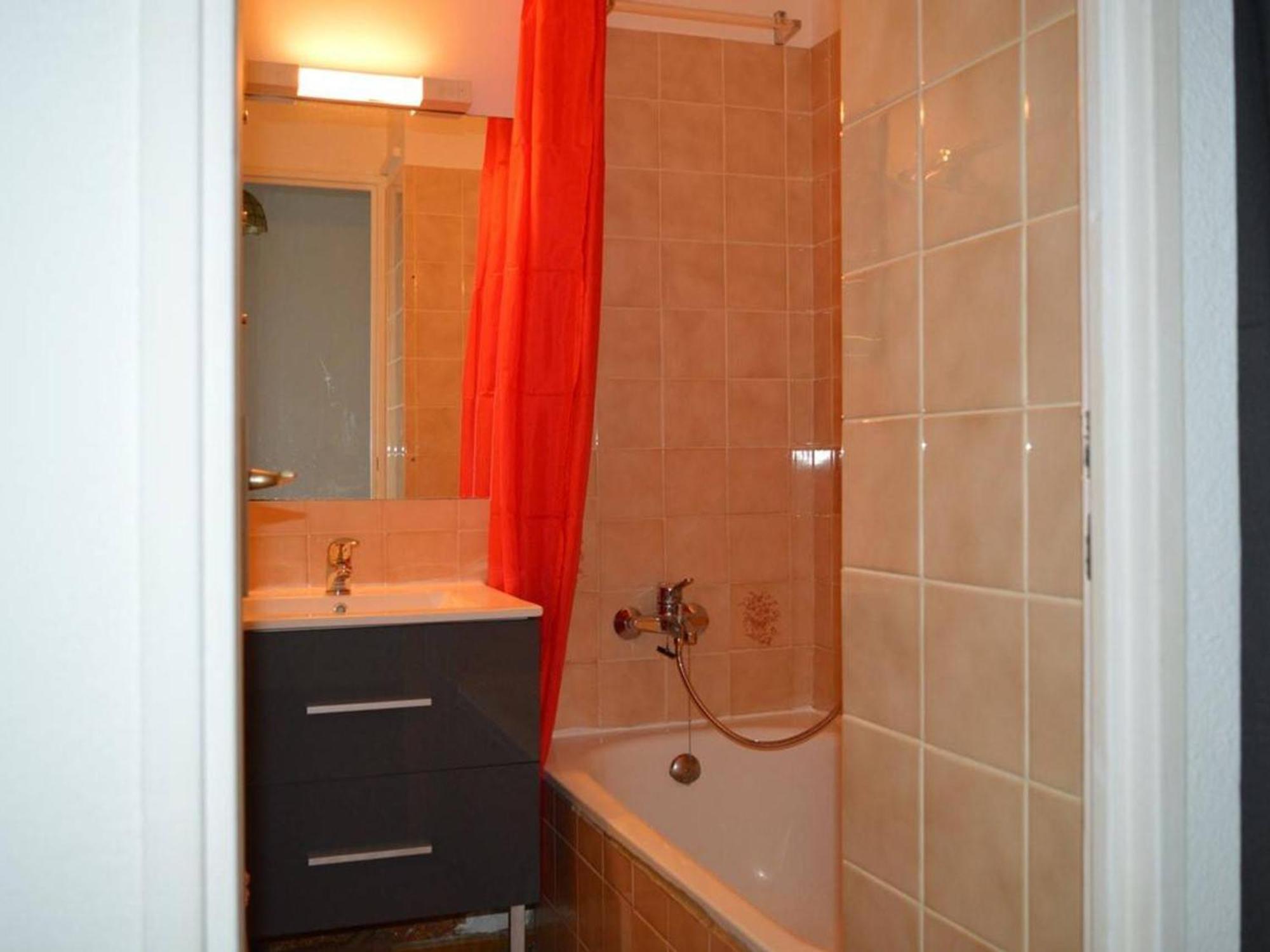Studio Agreable Avec Loggia, Garage Et Plage A Proximite - 2 Couchages, Golfe-Juan - Fr-1-252-62 ภายนอก รูปภาพ